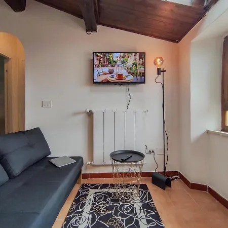 Apartment Centro Storico - Moderno Bilocale Con Wifi E Clima *