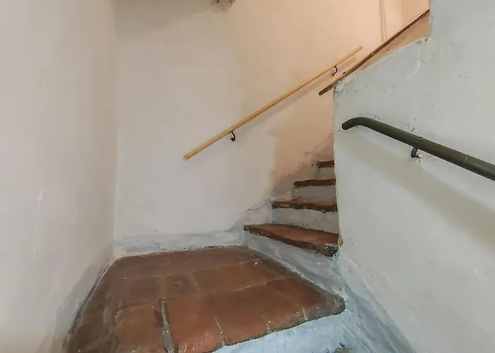 Bilocale Moderno Nel Centro Storico By Host Hero Apartment Iesi