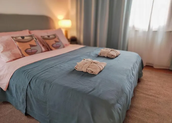 Bilocale Moderno Nel Centro Storico By Host Hero Apartment Iesi