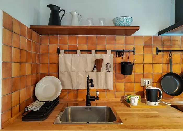 Bilocale Moderno Nel Centro Storico By Host Hero Iesi