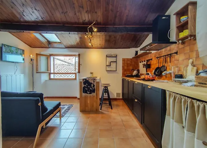 Bilocale Moderno Nel Centro Storico By Host Hero Iesi